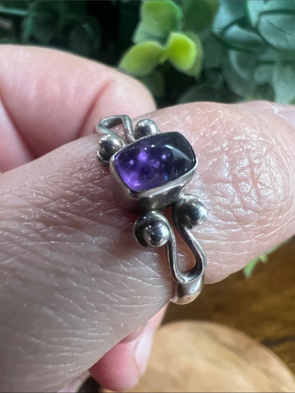 Sterling Silver Amethyst Ring - Purple Gemstone Size 8